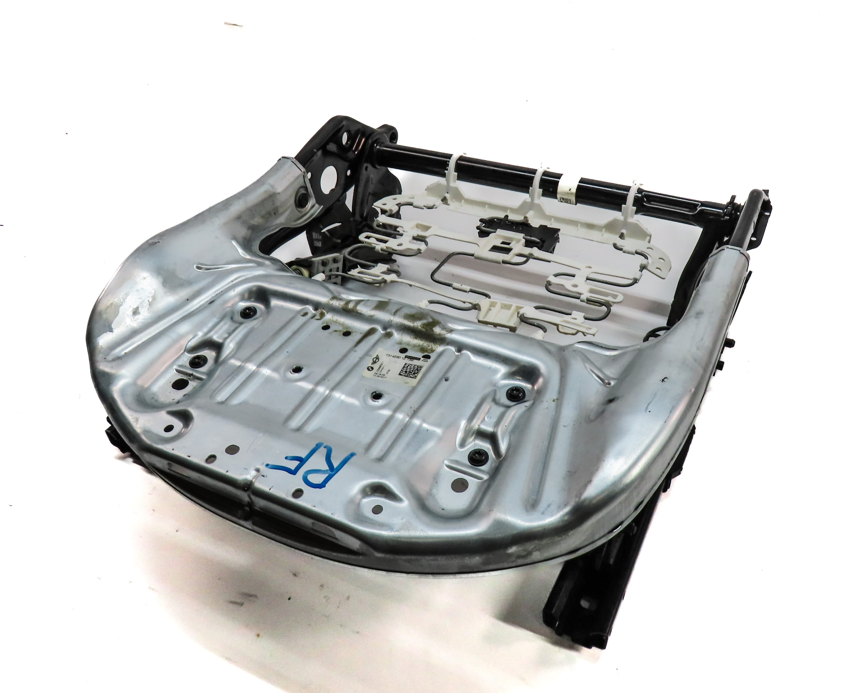 16-19 BMW X1 (F48) FRONT RIGHT STANDARD PASSENGER SEAT TRACK w/ ADJUST MOTORS — exact item pictured